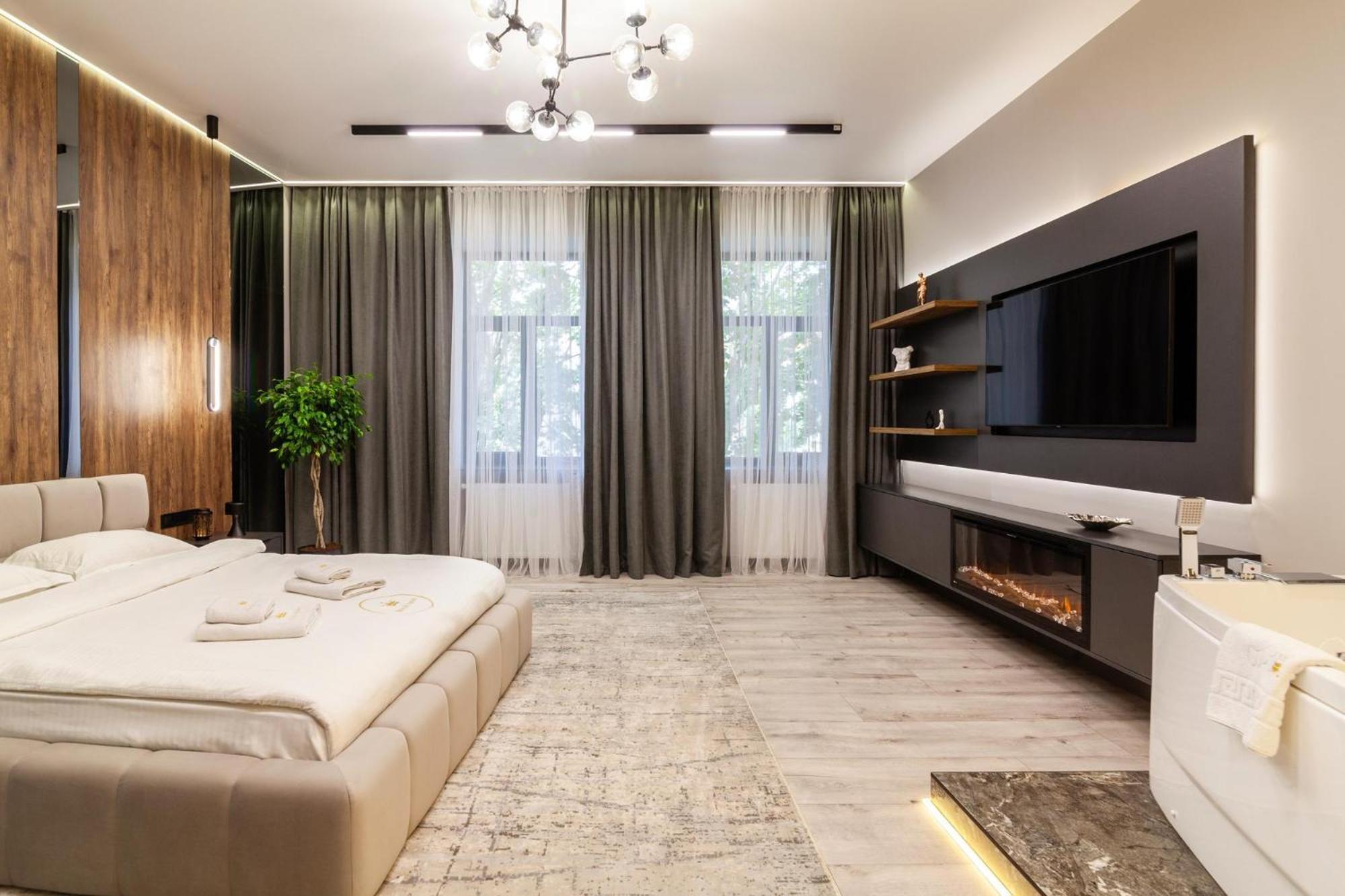 Royal Vip Jacuzzi Apart Лвив Екстериор снимка